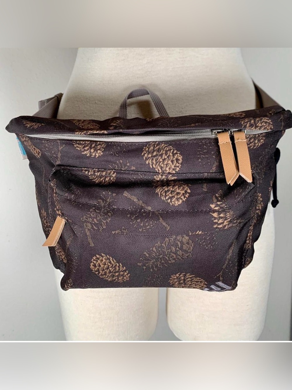 Fanny pack Outdoor Products Capri Hip Pack